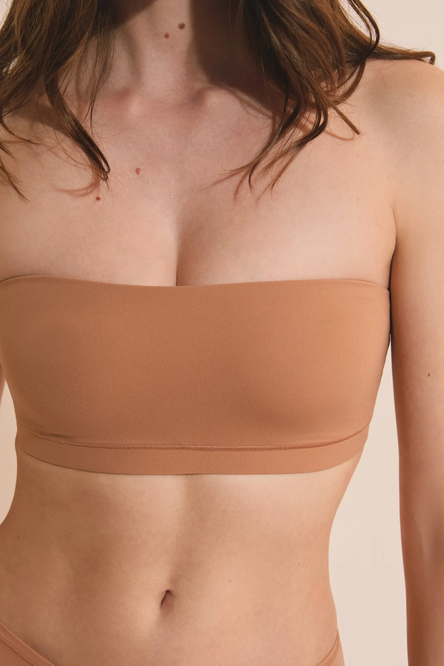 Soutien-gorge bandeau en microfibre