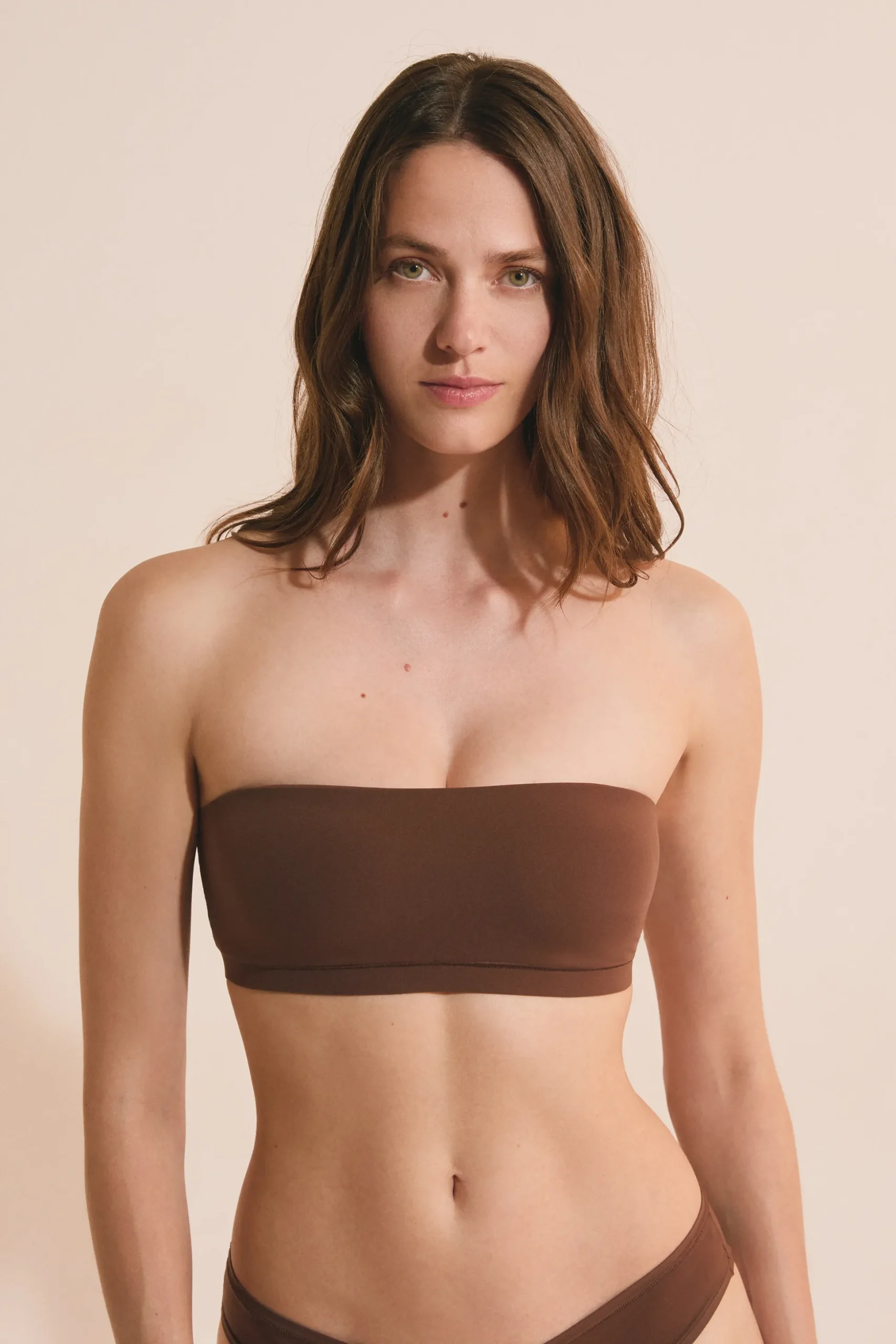 Soutien-gorge bandeau en microfibre
