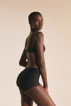 Soutien-gorge brassière en microfibre avec pads amovibles
