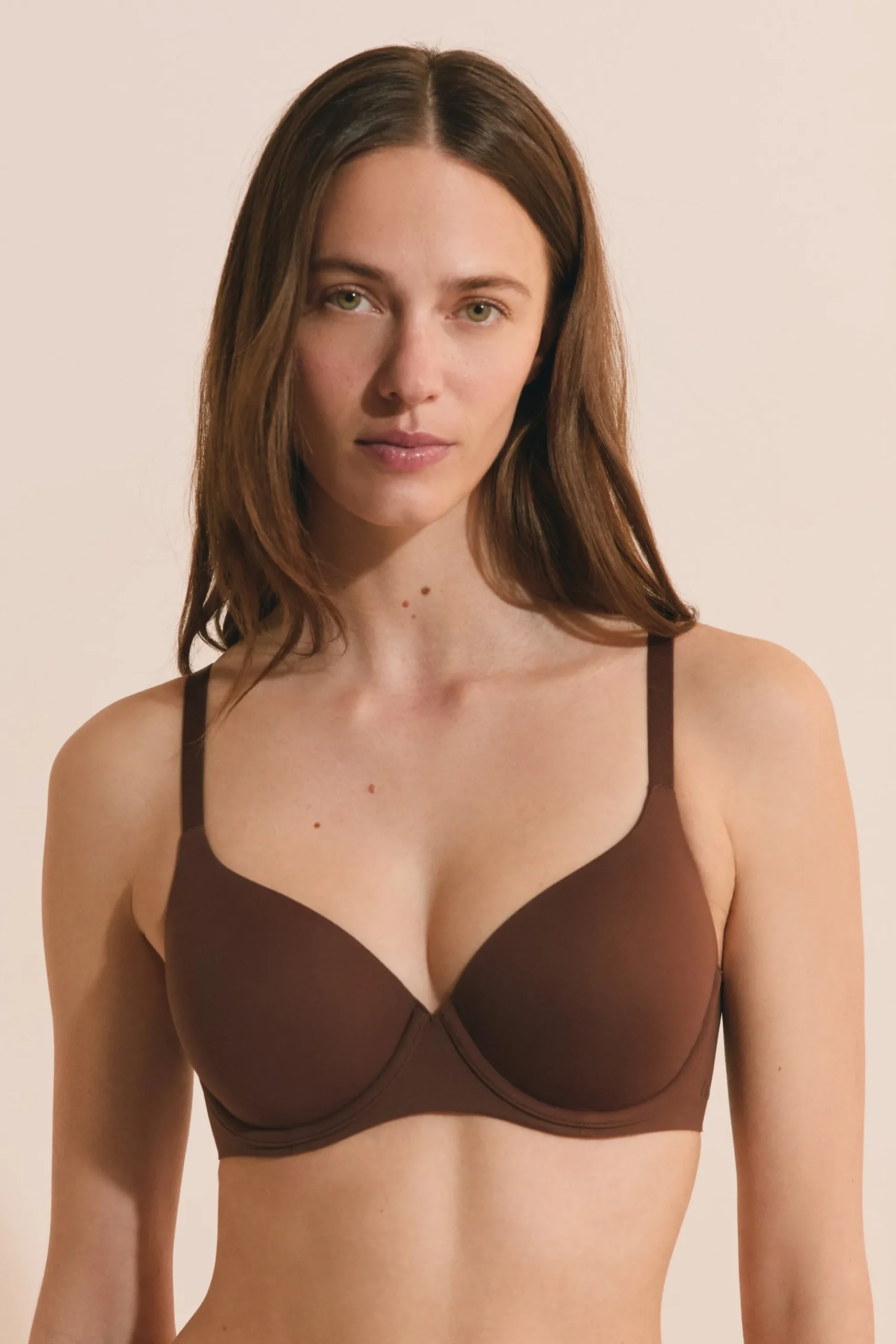 Soutien-gorge coques fines en microfibre