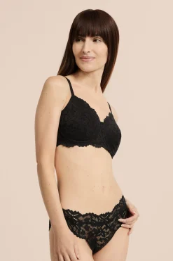 Soutien-gorge coques fines post-mastectomie