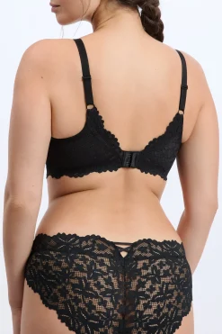 Soutien-gorge coques fines post-mastectomie