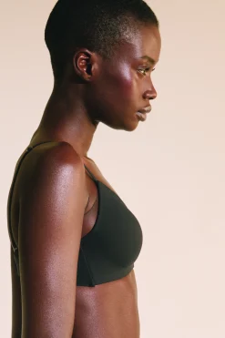 Soutien-gorge coques fines sans armatures en microfibre