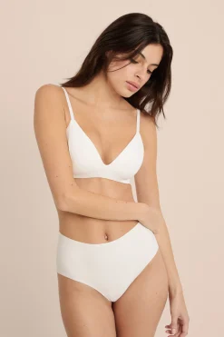Soutien-gorge coques fines sans armatures en microfibre