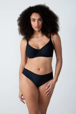 Soutien-gorge corbeille minimizer