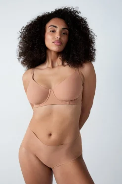 Soutien-gorge corbeille minimizer
