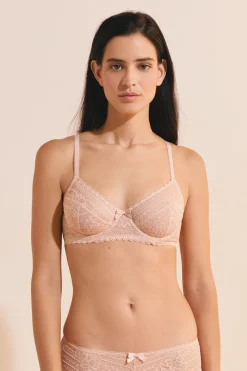 Soutien-gorge corbeille sans coques