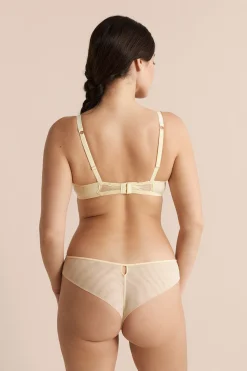 Soutien-gorge en broderie