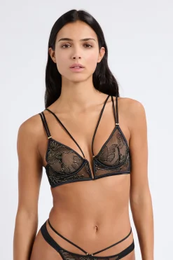 Soutien-gorge en dentelle rebrodée