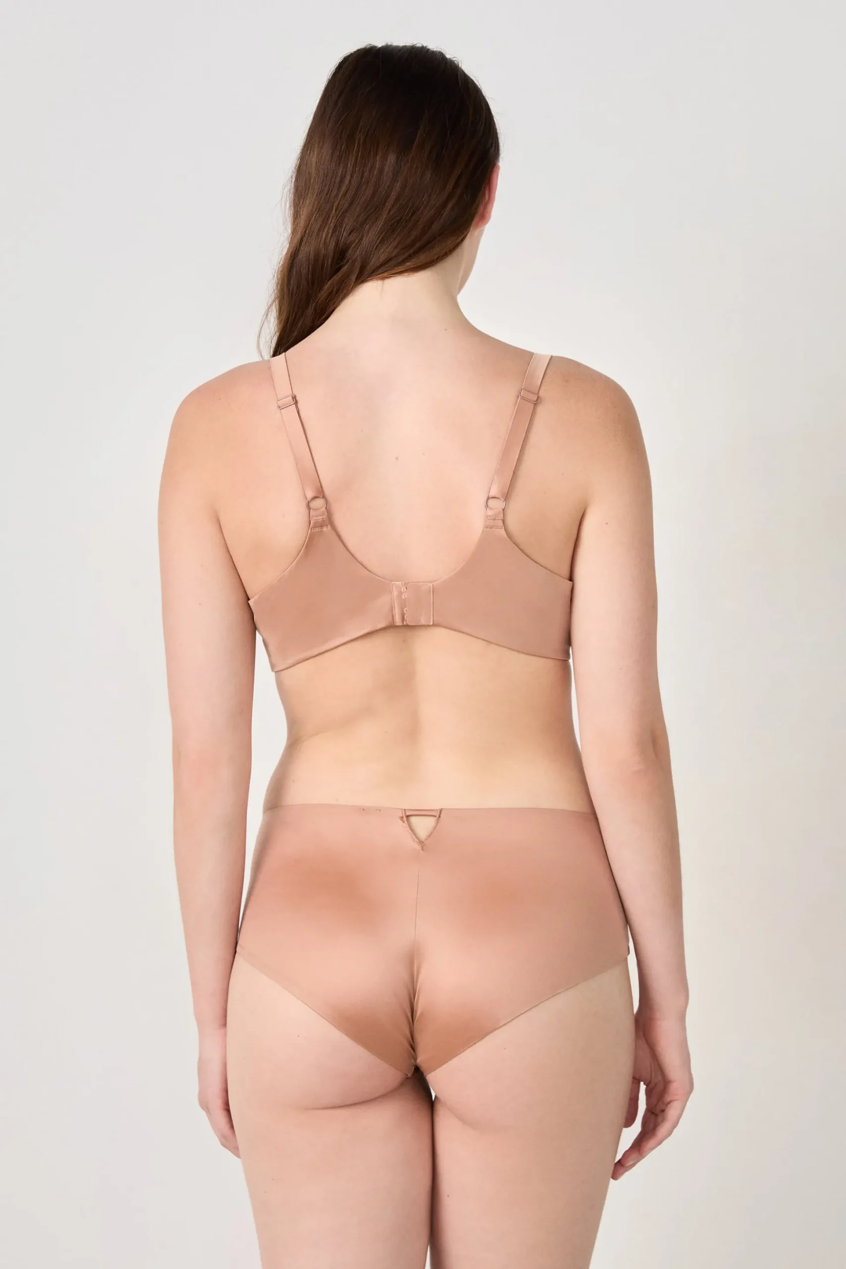 Soutien-gorge N.4 - Le coques fines 2 en 1 satiné