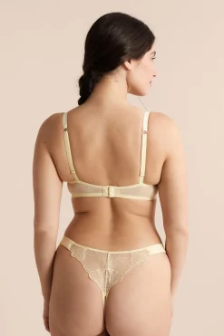 Soutien-gorge N.5 - Le coques fines plongeant