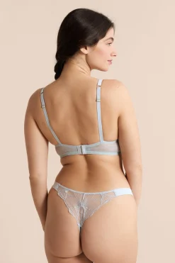 Soutien-gorge N.5 - Le coques fines plongeant