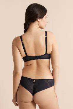 Soutien-gorge N.5 - Le coques fines plongeant