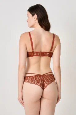 Soutien-gorge N.5 - Le coques fines plongeant