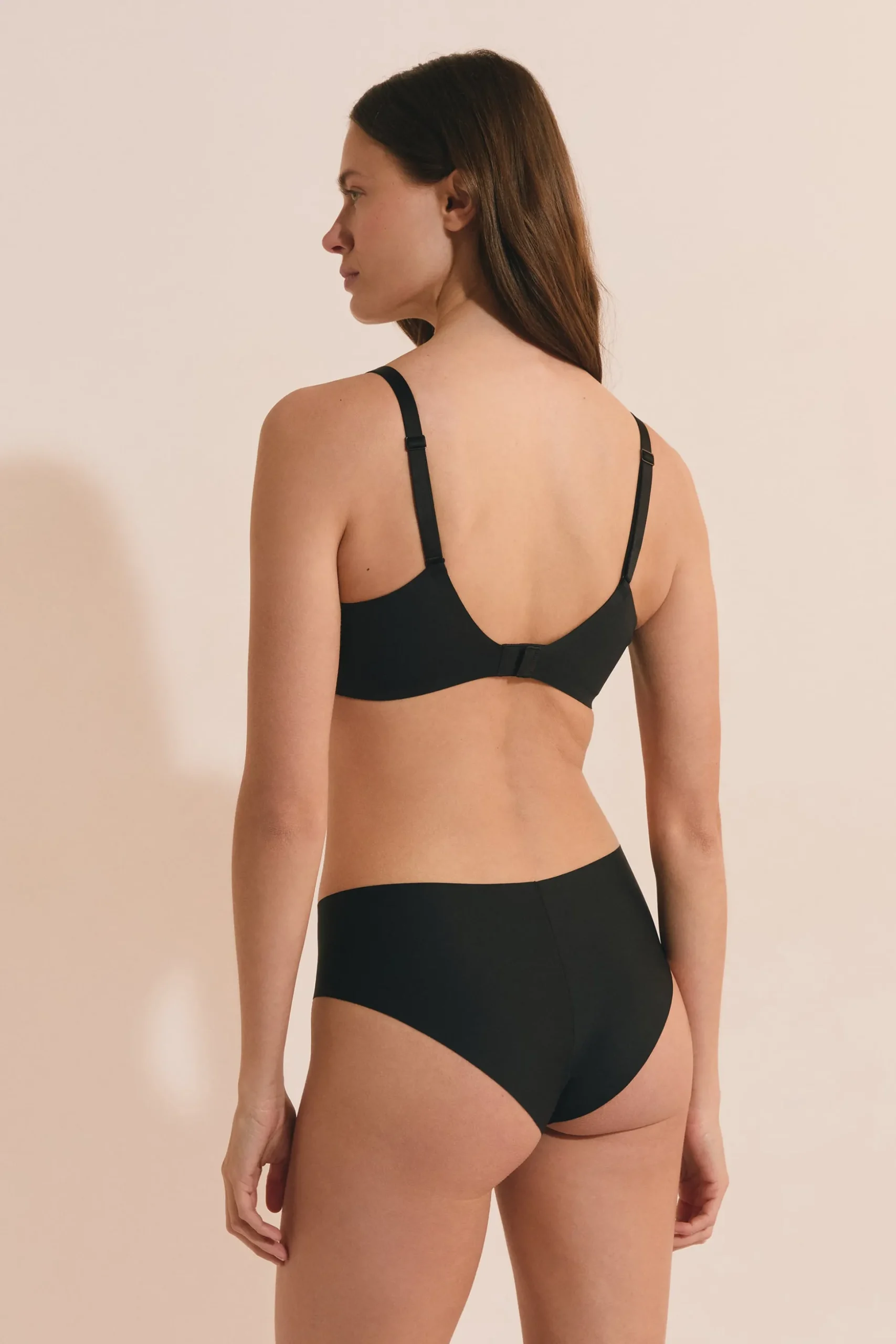Soutien-gorge N.2 - Le push up plongeant en microfibre