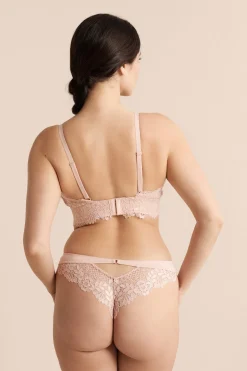 Soutien-gorge N.8 - Le triangle sans armatures