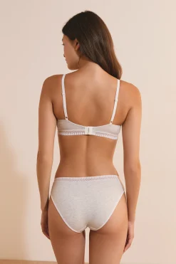 Soutien-gorge sans armatures coques fines en cotonbiologique