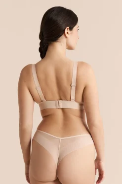 Soutien-gorge triangle sans armatures en tulle