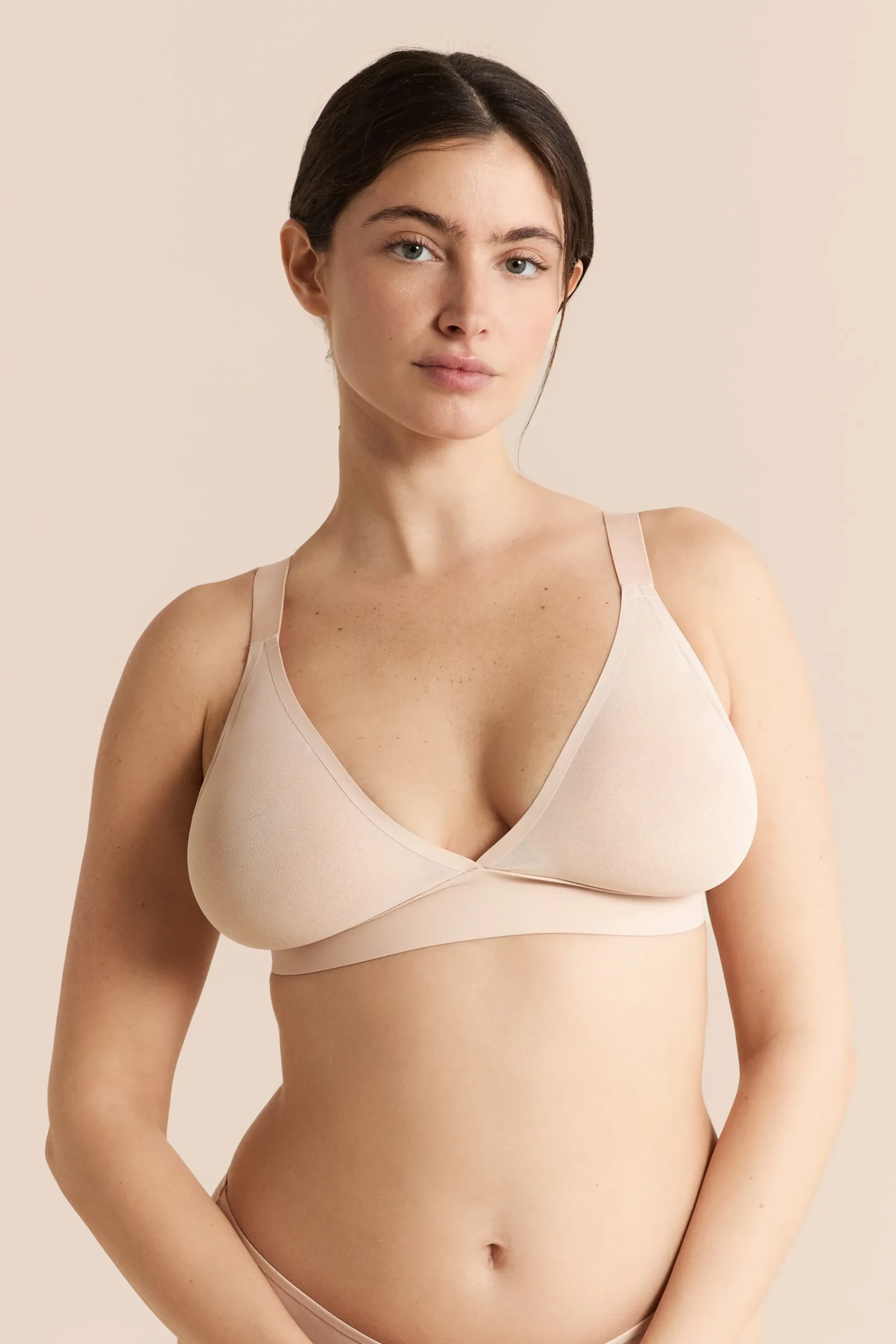Soutien-gorge triangle sans armatures en tulle