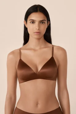 Soutien-gorge triangle sans armatures satiné