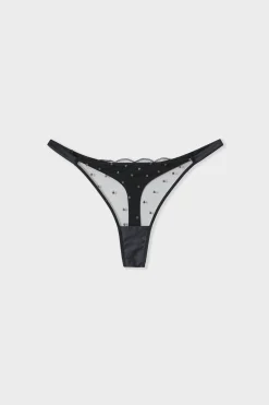 String en broderie