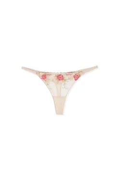String en broderie