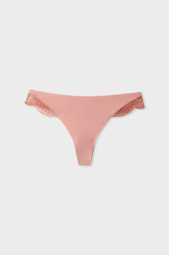 String en microfibre et dentelle