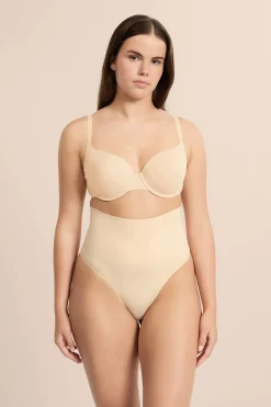 String gainant taille haute - Maintien médium