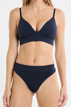 String sans couture