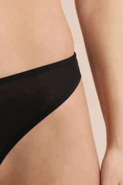 String transparent en tulle