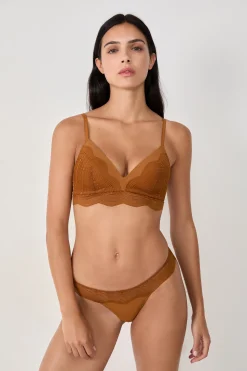 Tanga avec dentelle