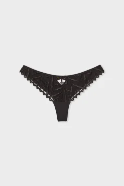 Tanga en broderie