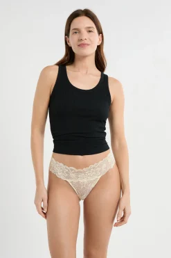 Tanga en dentelle