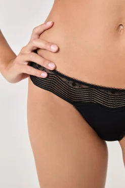 Tanga en dentelle