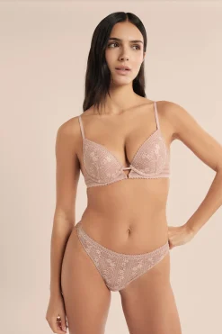 Tanga en dentelle