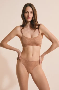 Tanga en dentelle