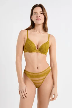 Tanga en dentelle