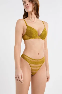 Tanga en dentelle