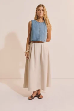 Top court sans manches en jean