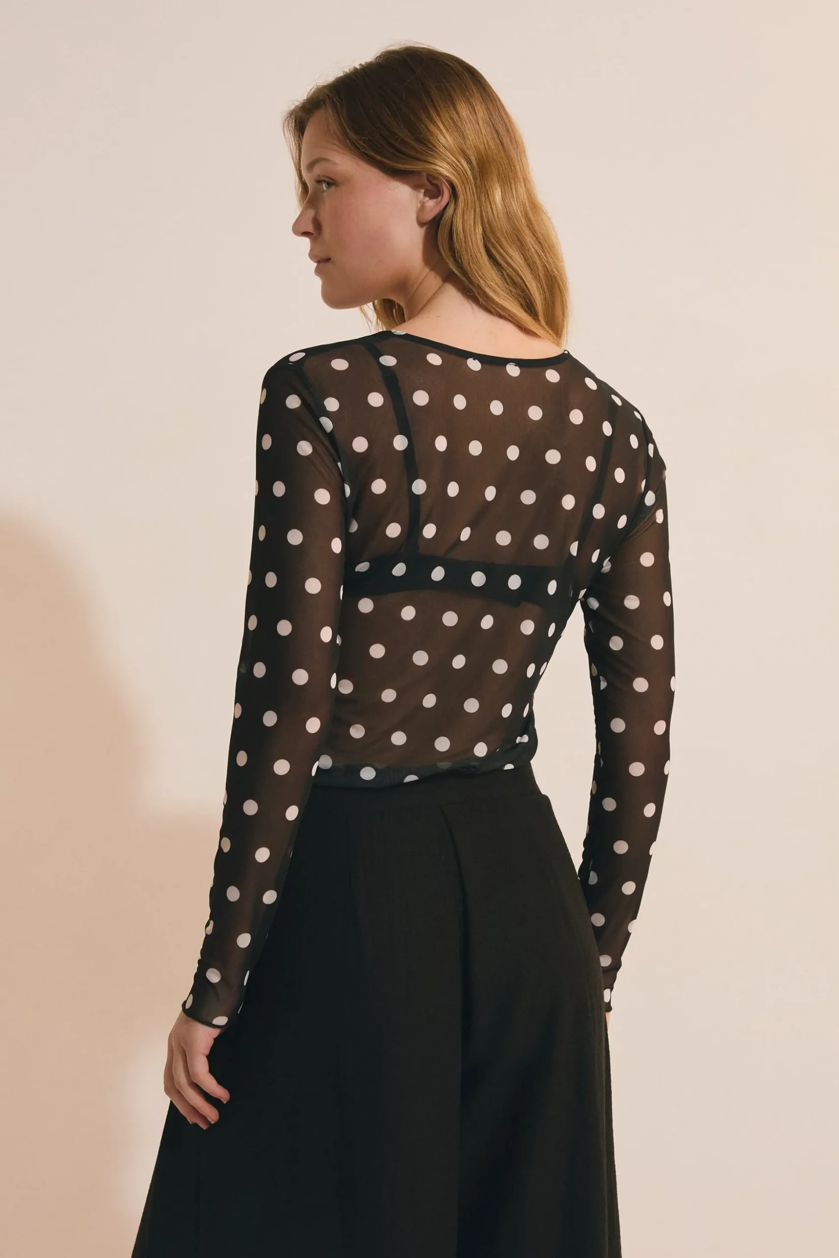 Top en mesh à pois