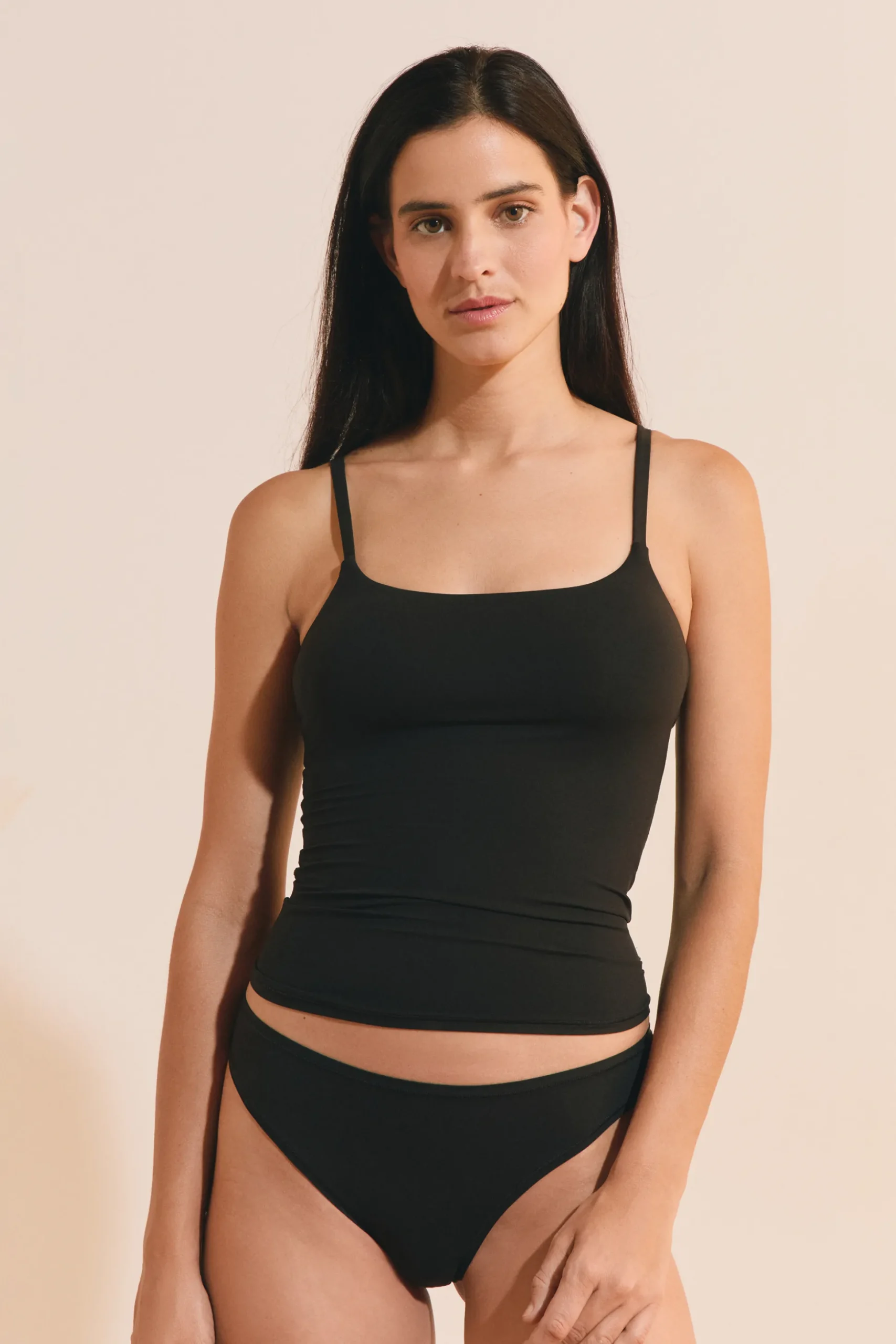 Top en microfibre avec brassière intégrée