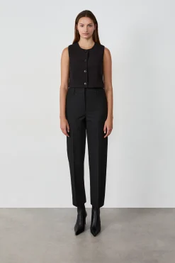 Top sans manches court avec boutons