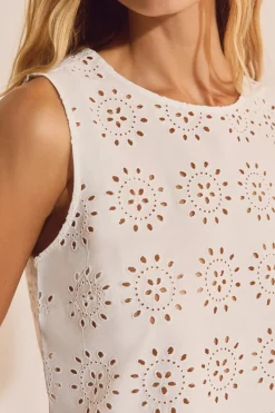 Top sans manches détails broderie anglaise