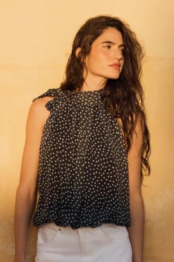 Top sans manches à pois