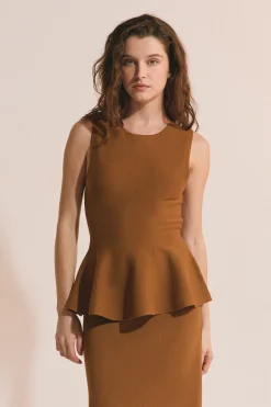 Top évasé à la taille