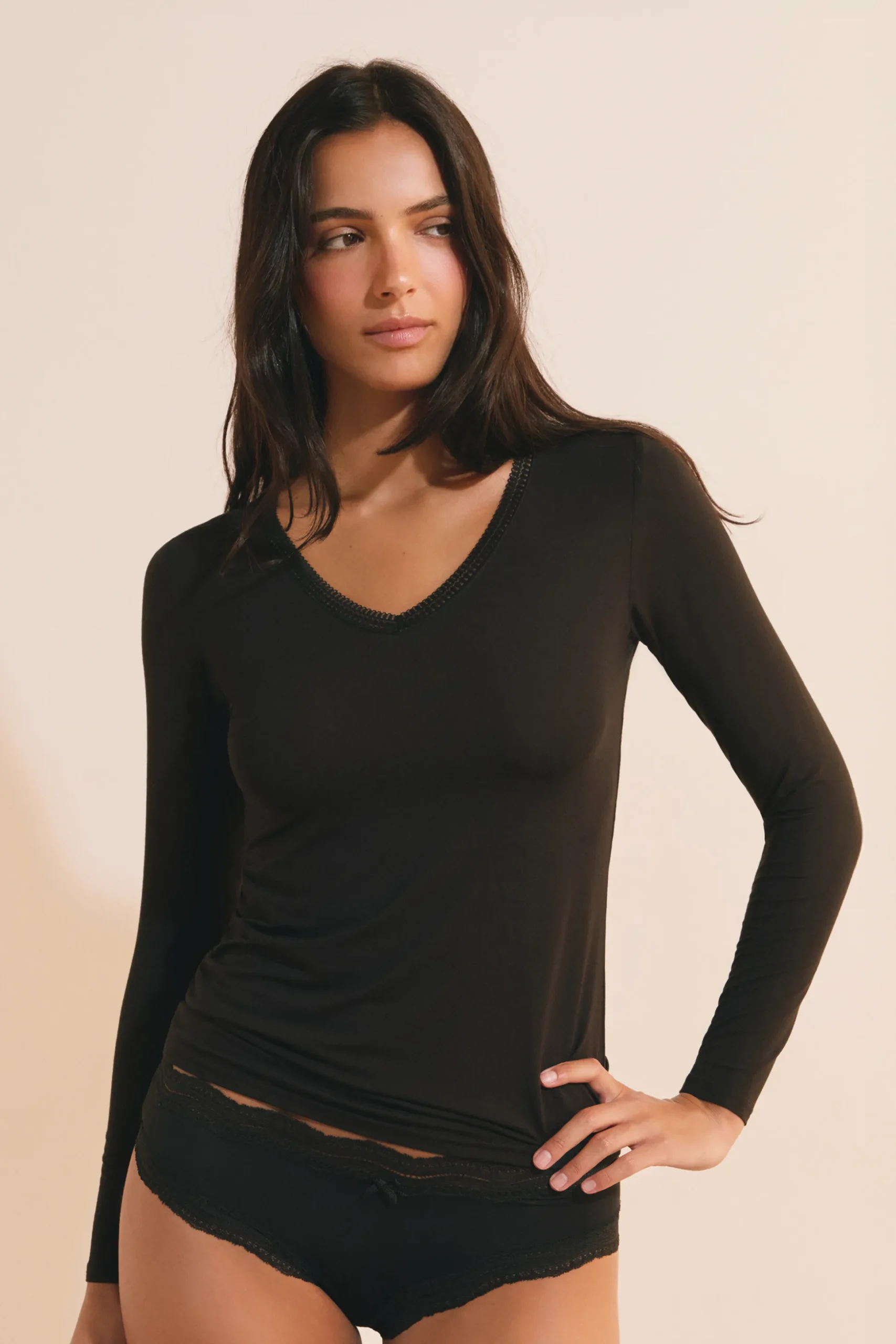 T-shirt col V maille thermique