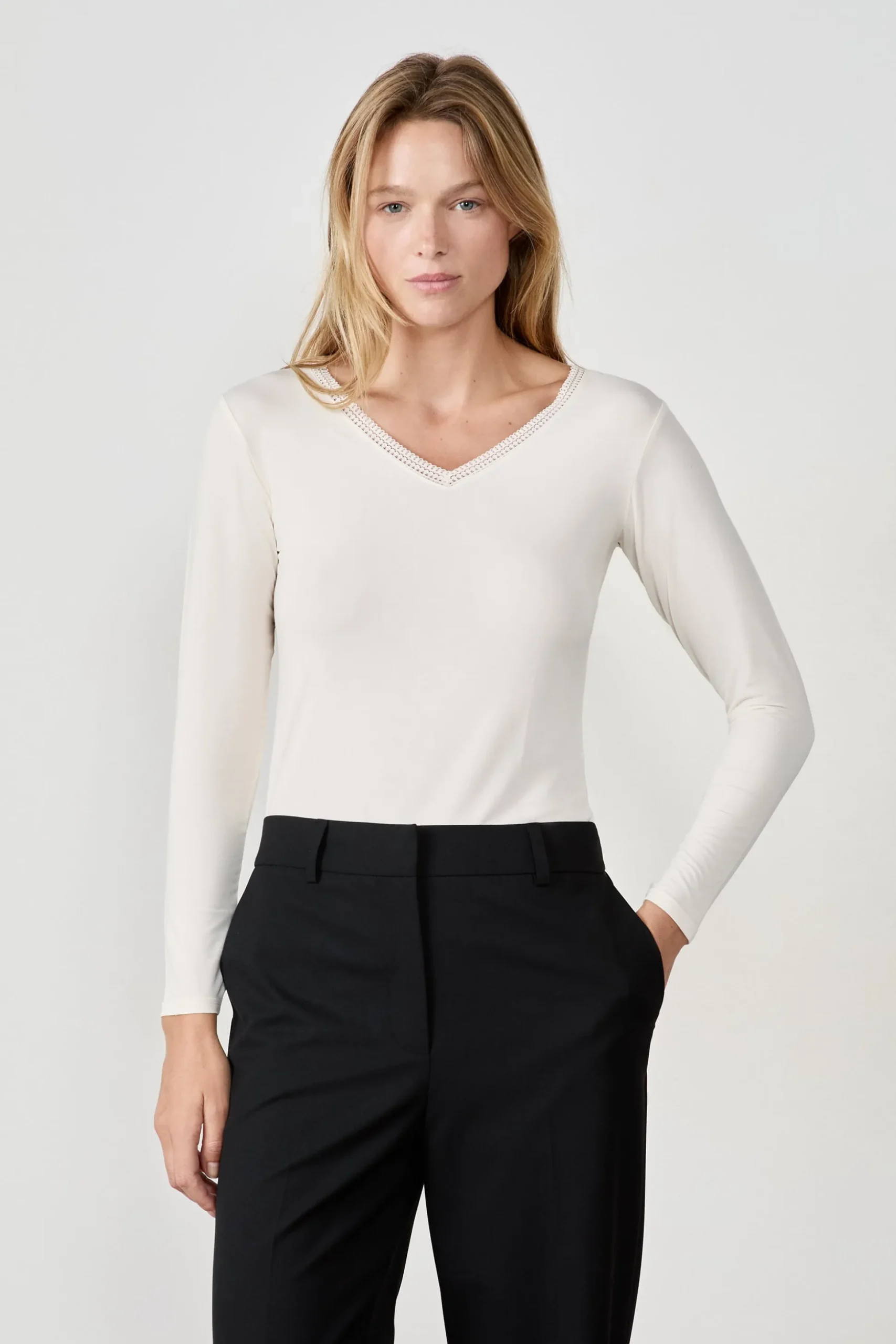 T-shirt col V maille thermique