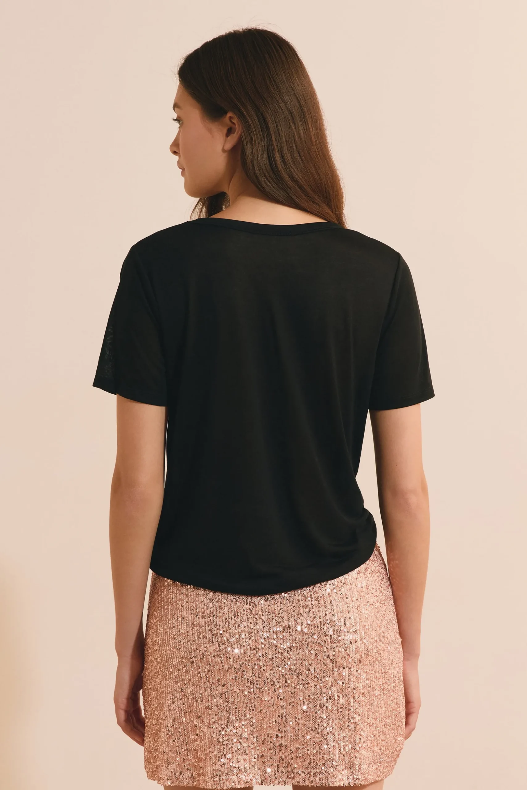 T-shirt col V manches courtes
