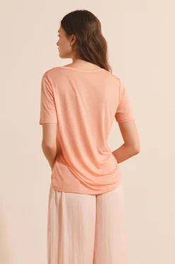 T-shirt col V manches courtes