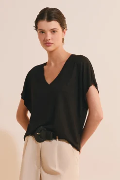 T-shirt manches courtes col V